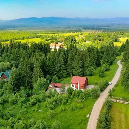 Bucsin Kulcsoshaz Holiday home *